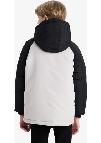 Erkek Çocuk Su İtici Kapüşonlu Polar Astarlı Parka E9386A825WN