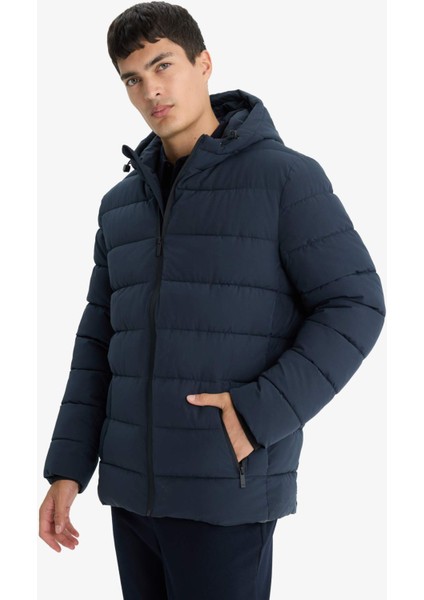 Su İtici Slim Fit Dar Kesim Astarlı Kapüşonlu Fermuarlı Cepli Dolgulu Mont R0216AZ25AU modelleri