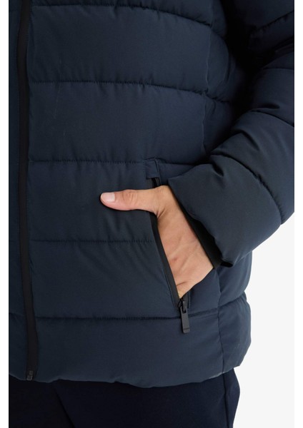 Su İtici Slim Fit Dar Kesim Astarlı Kapüşonlu Fermuarlı Cepli Dolgulu Mont R0216AZ25AU