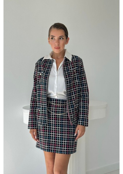 Eteği Zincirli Kareli Resmi Takım modelleri