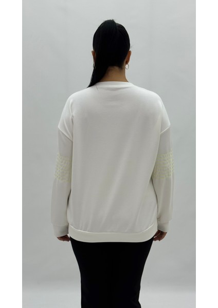 Büyük Beden Ayıcık Grafikli Taşlı Inci Detaylı Uzun Kollu Oversize Kadın Sweat indirimleri