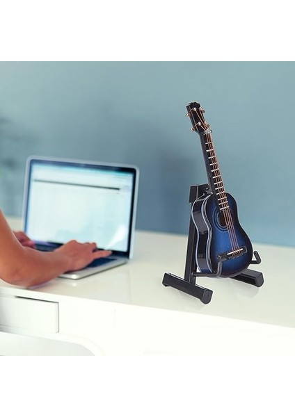Minyatür Klasik Gitar Modeli Standlı ve Kasalı Mini Müzik Aleti Çoğaltma Mini Ahşap Gitar Masaüstü Dekorasyon Süsler Enstrüman Modeli Dekorasyon(Mavi) indirimleri