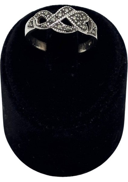 Markazit Taşlı Sonsuzluk Işareti Gümüş Kadın Yüzük