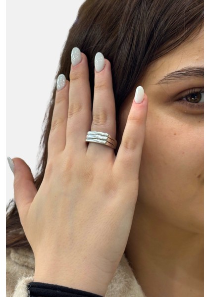 Arin Kare Modern Tasarım Gümüş Kadın Yüzük modelleri