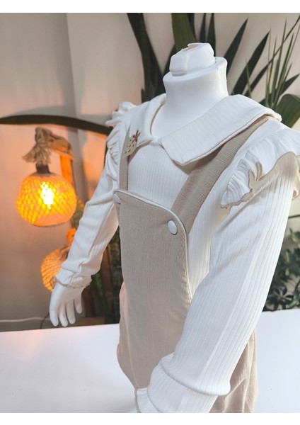 Çilek Işlemeli Bebe Yaka Fırfırlı Kız Çocuk Salopet Takımı Jile Taş Rengi Fitilli Kadife modelleri