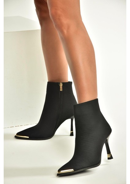 V820200504 Siyah Kumaş Ince Topuklu Sivri Burunlu Yarım Bot fiyatları