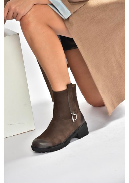 V654070401 Kahverengi Hakiki Deri Nubuk Kadın Bot fiyatları