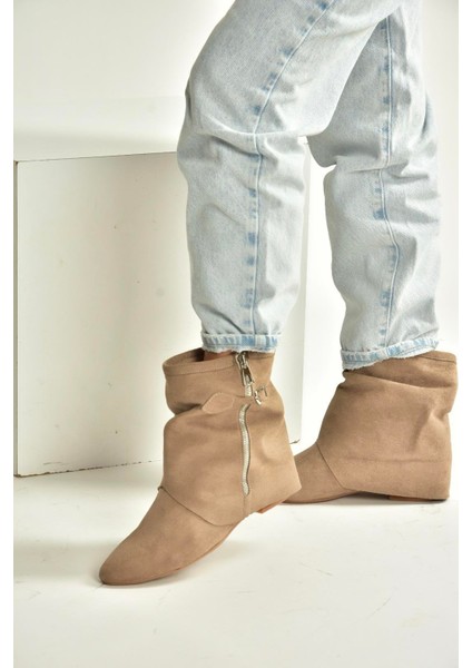 V380518102 Vizon Süet Düz Taban Fermuar Detaylı Kadın Bot modelleri