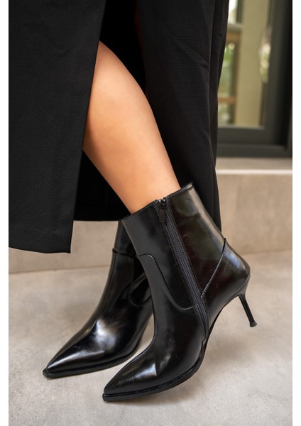 Miyo Siyah Deri Sivri Burunlu Topuklu Bot fiyatları