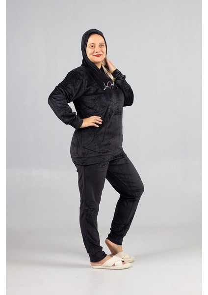 Kapşonlu Kadife Büyük Beden Takım Siyah – Premium Kalite, Rahat ve Şık Kadın Eşofman Takımı fırsatları