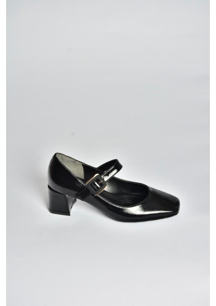 T820010360 Siyah Rustik Kalın Topuklu Kadın Ayakkabı