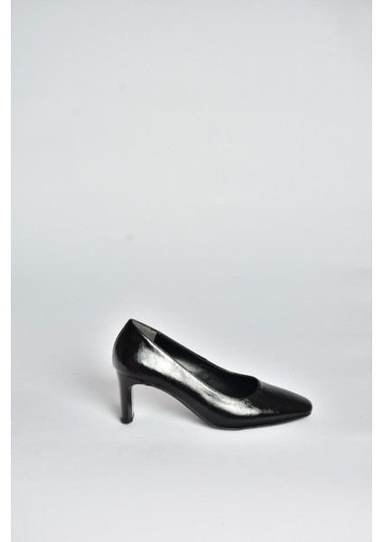 V820522760 Siyah Rustik Kalın Topuklu Kadın Ayakkabı