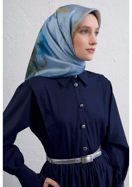 2025 Desenli Saf Ipek Twill Eşarp 9426-02 fırsatları