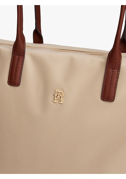 Tommy Hilfiiger Kadın Omuz Çanta AW0AW17711RBT modelleri