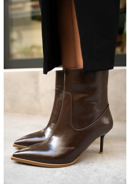 Miyo Acı Kahve Deri Sivri Burunlu Topuklu Bot modelleri