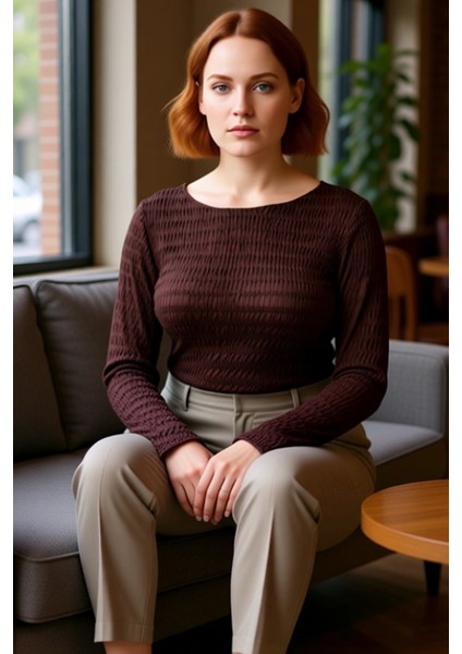 Kadın Vücuda Oturan Dokulu Esnek Örme Bisiklet Yaka Üst Kaliteli Şık Rahat Modern Zarif Günlük