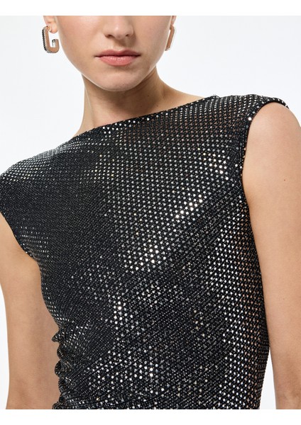 Slim Fit Kayık Yaka Kolsuz Sırt Dekolteli Mini Pullu Payetli Mini Elbise indirimleri