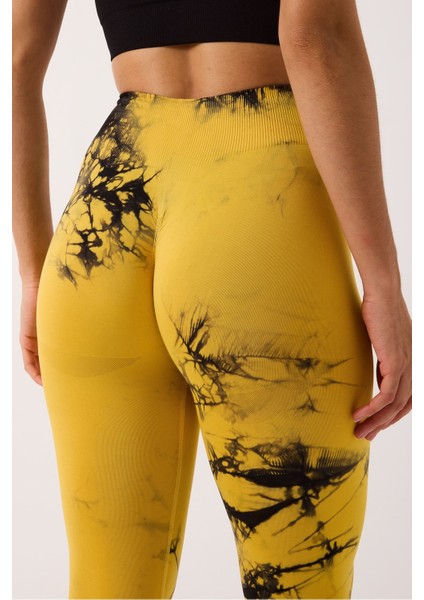 Spor Tayt Batik Desenli Dikişsiz Esnek ve Toparlayıcı Push Up Kadın Tayt