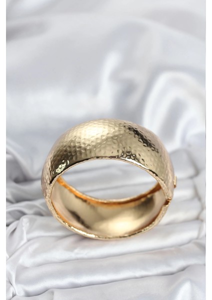 Pirinç Gold Renk Bombeli Vintage Kadın Bileklik