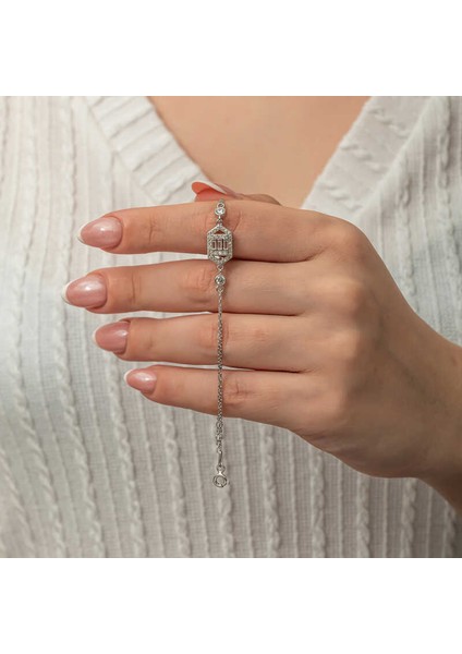 Gümüş Altıgen Baget Taşlı Kadın Bileklik modelleri
