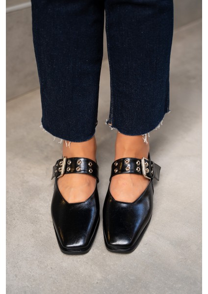 Jewel Siyah Kemer Detaylı Babet fırsatları