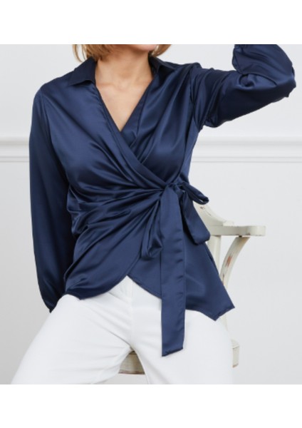 Lacivert Kruvaze Yaka Belden Bağlamalı Saten Gömlek