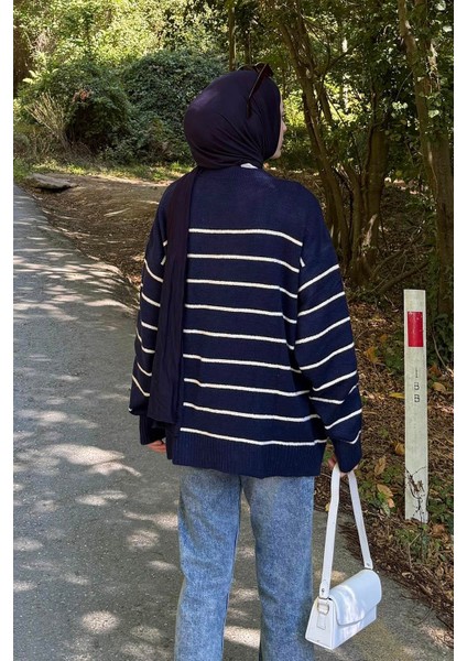 Çizgili Triko Kazak Lacivert fırsatları