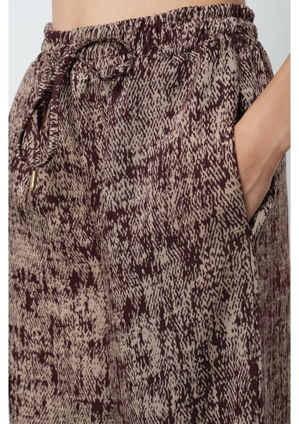 Kadın Bordo Renk Kırçıllı Bol Paça Beli Lastikli Pantolon fırsatları