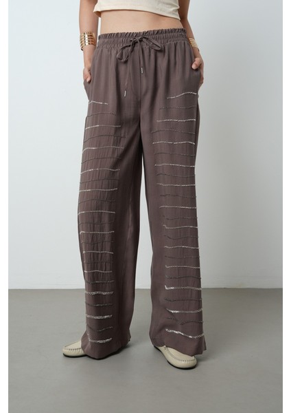 Kadın Yatay Şerit Taş Işlemeli Düz Renk Beli Lastikli Bol Paça Pantolon fiyatları