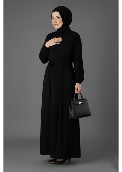 Medine Ipeği Mevlana Kesim Cepli Kuşaklı Bol Ferace Siyah modelleri