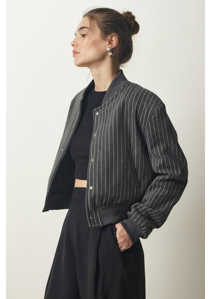 Bellissimo Kaşe Crop Ceket modelleri