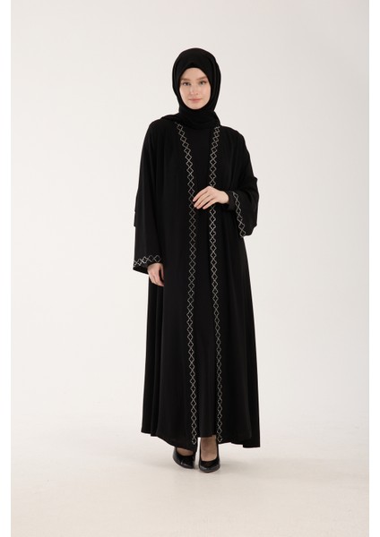 Siyah Önü ve Kolları Yonca Desen Taş Işlemeli Broşlu Abaya - Ferace fiyatları