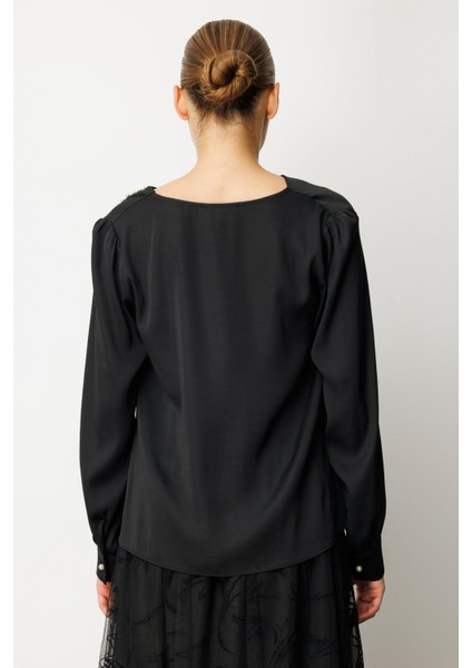 Ekol Degaje Yaka Saten Bluz fırsatları