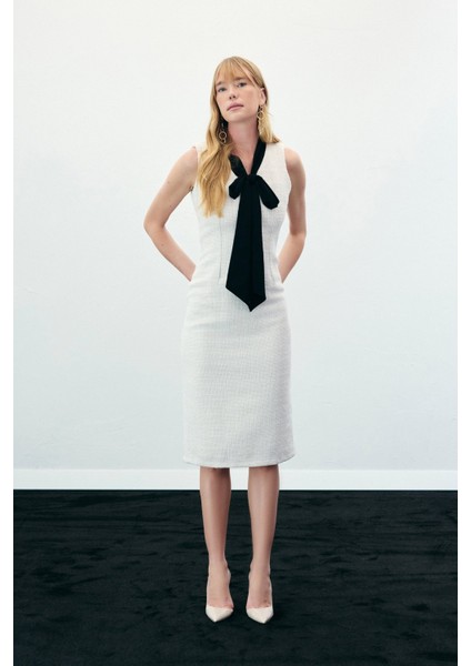 Fularlı Kolsuz Tüvit Elbise - Lacivert fiyatları