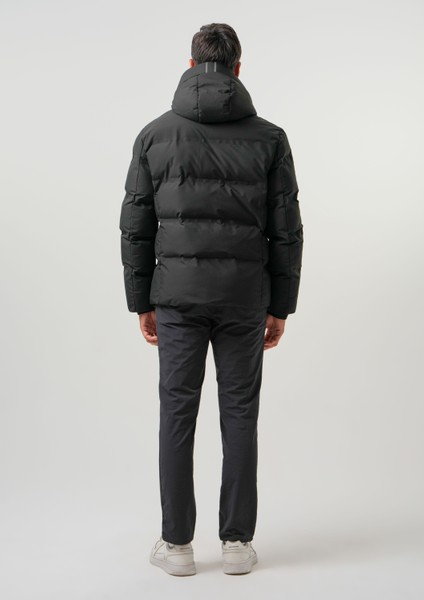 Jordan Erkek Mont Kapüşonlu Su Itici Rüzgar Geçirmez Reflektör Detaylı Erkek Mont