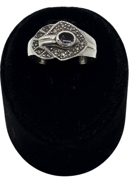 Markazit Taşlı Siyah Mineli Gümüş Kadın Yüzük