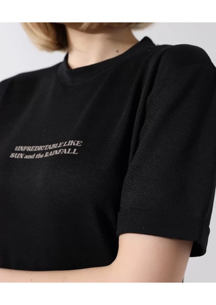 Unisex Bisiklet Yaka Baskılı Slim Fit T-Shirt - Siyah indirimleri