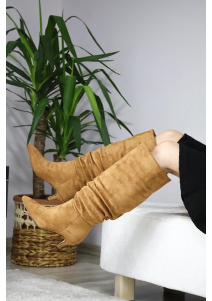 Kadın Oslo Topuklu Büzgülü Şık Tarz Günlük Rahat Çizme Taba fiyatları