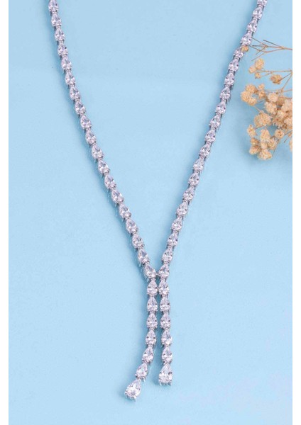 Pırlanta Montür Su Damlası Motifli Ful Taşlı 925 Ayar Gümüş Kolye fırsatları