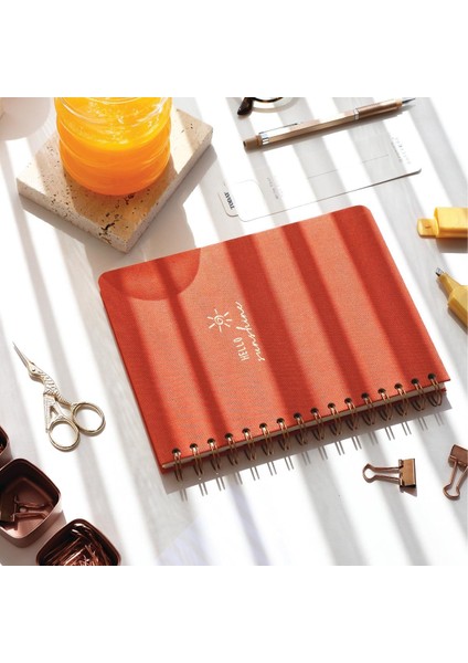 A5 Spiralli Sert Kapak Noktalı Tarihsiz Not Defteri