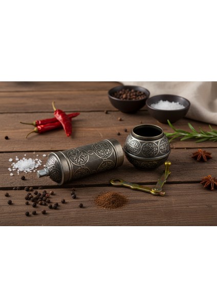 Zamak Metal Kalay Renk 3 Lü Set Karabiber,kahve,çörek Otu El Değirmeni Öğütücü Grinder indirimleri