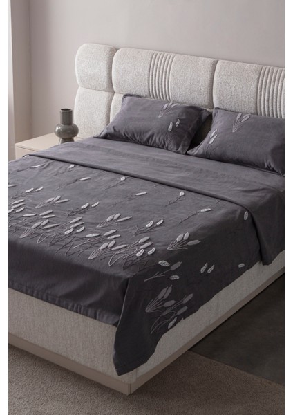 Willow Breeze Şönil Kumaş Nakışlı Yatak Örtüsü Seti – 240X260 cm Çift Kişilik, Buğday ve Çiçek Desenli Punch Işlemeli Tasarım