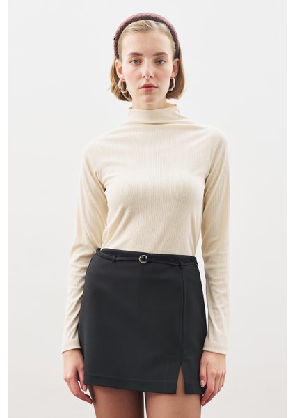 Yüksek Yaka Body Ekru