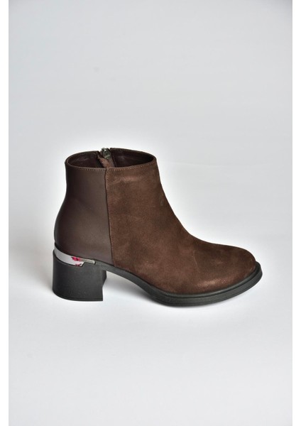 V555559502 Kahverengi Hakiki Deri Süet Kalın Topuklu Kadın Bot fırsatları