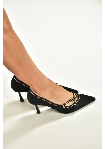 V820975004 Siyah Kumaş Ince Topuklu Zımba Detaylı Ayakkabı fırsatları