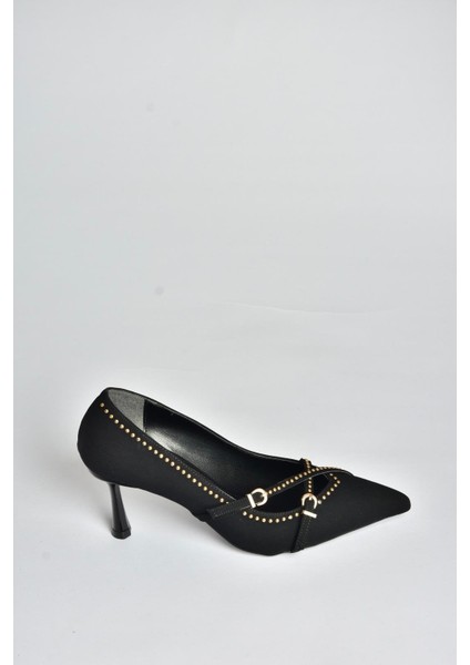 V820975004 Siyah Kumaş Ince Topuklu Zımba Detaylı Ayakkabı