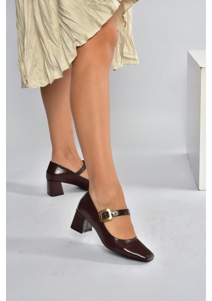 T820010360 Kahverengi Rustik Kalın Topuklu Kadın Ayakkabı