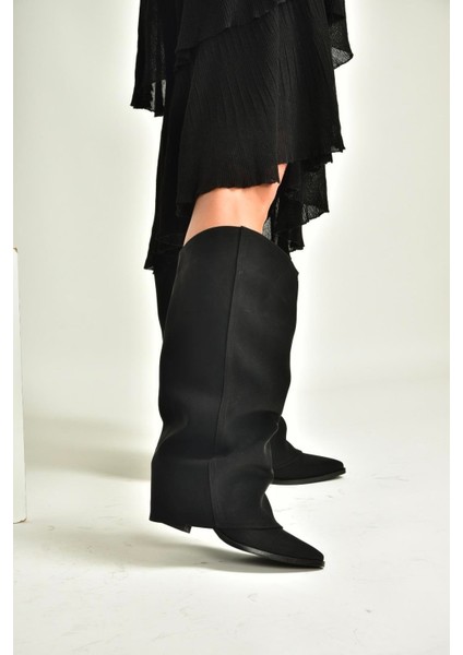 V846846001 Siyah Süet Kalın Topuklu Körüklü Kadın Çizme indirimleri