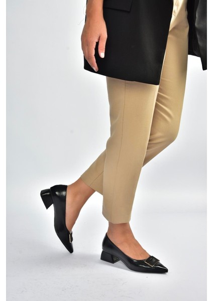 V820371160 Siyah Rustik Kalın Topuklu Kadın Ayakkabı fiyatları