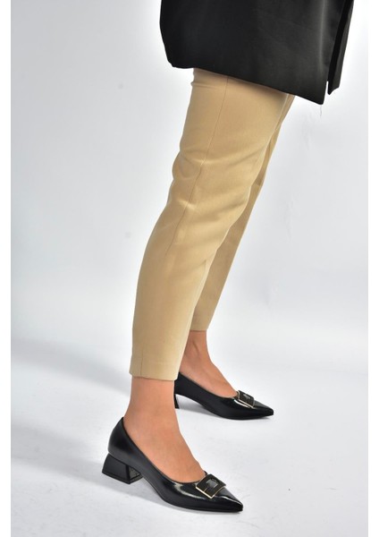 V820371160 Siyah Rustik Kalın Topuklu Kadın Ayakkabı indirimleri